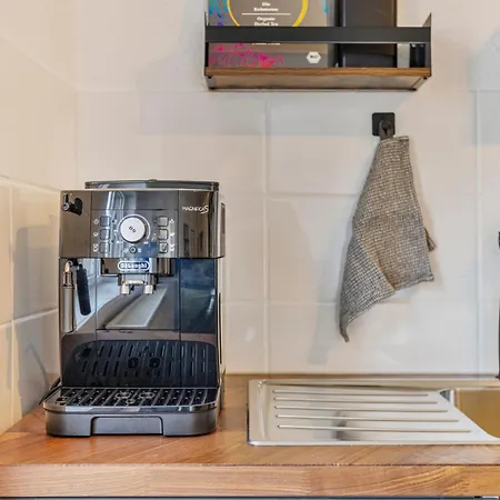 Rock Trifft Ruhrpott By Cordis Sky Fuer Bis Zu 3 Personen 5 Minuten Zur Messe Oder Hauptbahnhof Appartamento