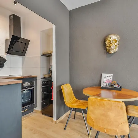 Apartament Rock Trifft Ruhrpott By Cordis Sky Fuer Bis Zu 3 Personen 5 Minuten Zur Messe Oder Hauptbahnhof *