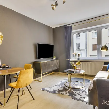 Appartamento Rock Trifft Ruhrpott By Cordis Sky Fuer Bis Zu 3 Personen 5 Minuten Zur Messe Oder Hauptbahnhof *