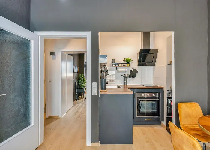 Rock Trifft Ruhrpott By Cordis Sky Fuer Bis Zu 3 Personen 5 Minuten Zur Messe Oder Hauptbahnhof